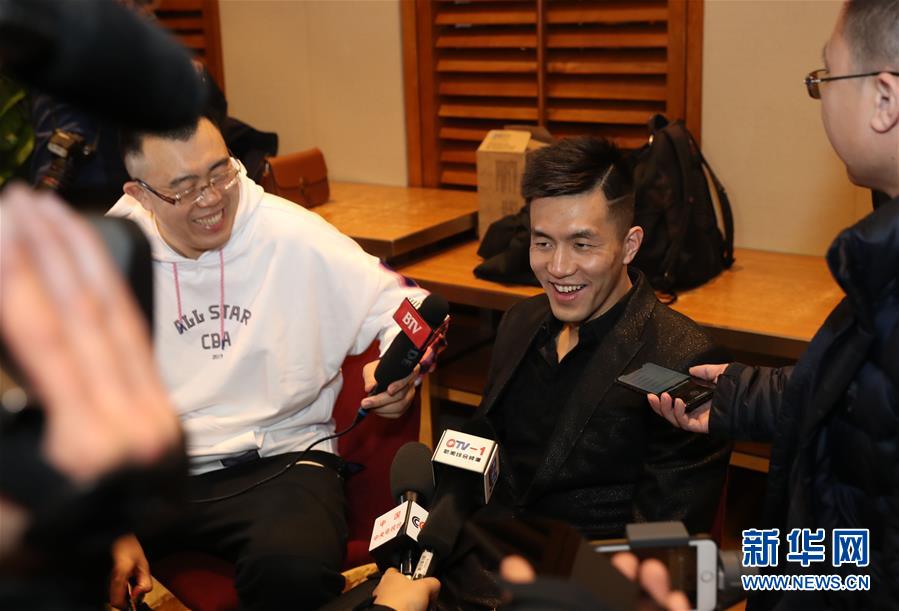 仅是两支球