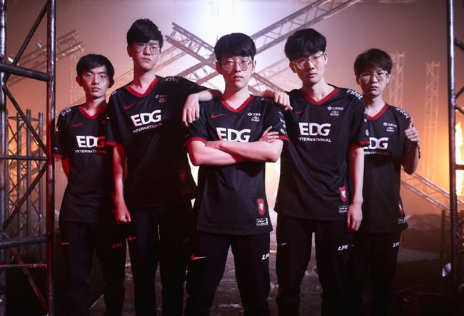 杨瀚森前曾有8位中国球员被选中❤️3人未登陆 姚易双星闪耀✨️