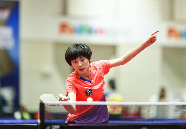 問100個香港跑步人推介跑鞋1|人均跑鞋數/最多人著型號及品牌.